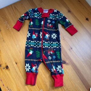 Hanna Andersson gnome/Christmas footless pajamas size 0-3 months